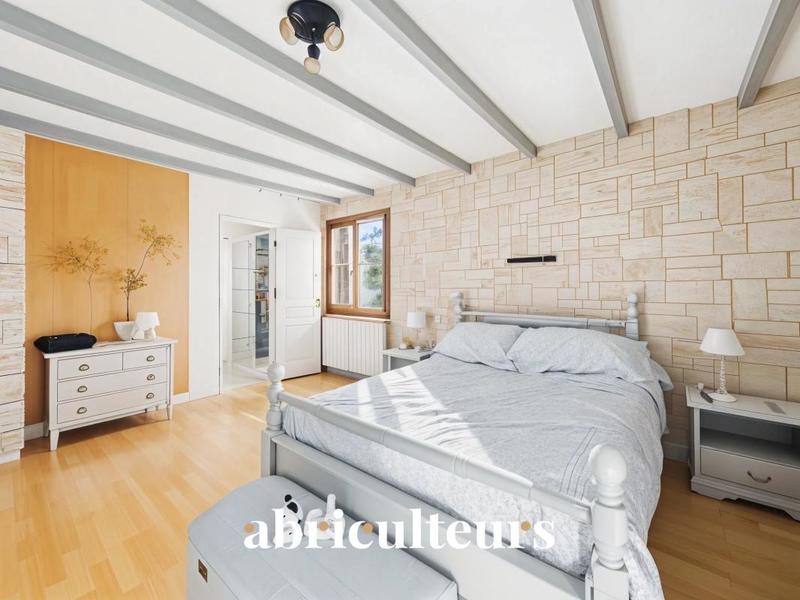 Maison ancienne - 180 m² - 7 pièces