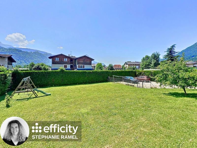 Maison - 200 m² - 7 pièces