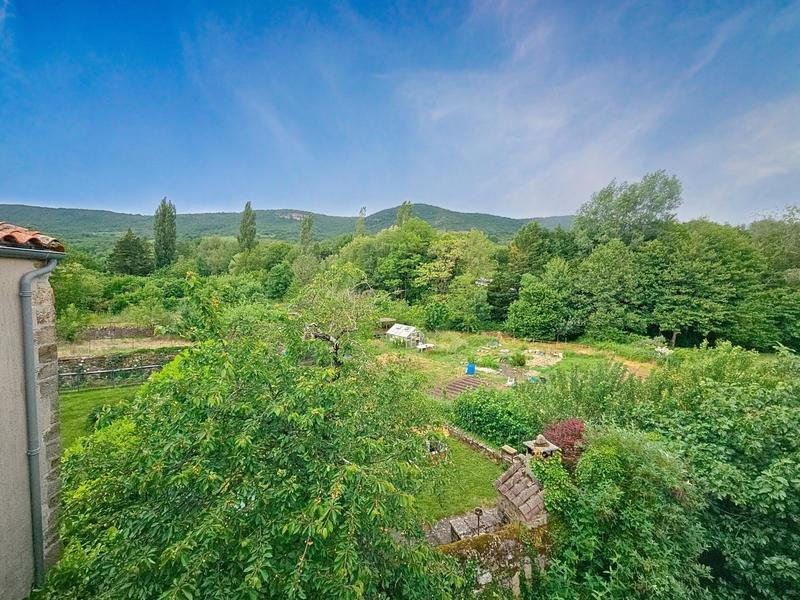 Maison - 107 m² - 5 pièces