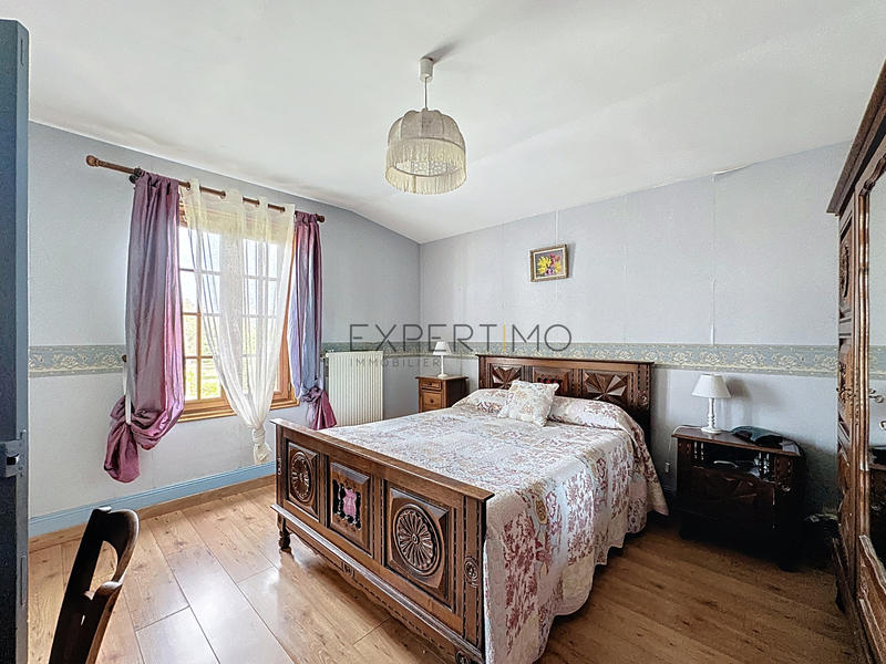 Maison - 194 m² - 10 pièces