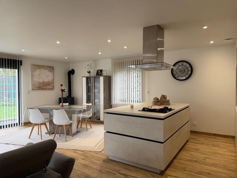 Maison - 98 m² - 4 pièces