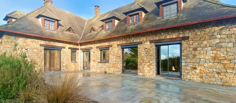 Maison d'architecte - 416 m² - 10 pièces