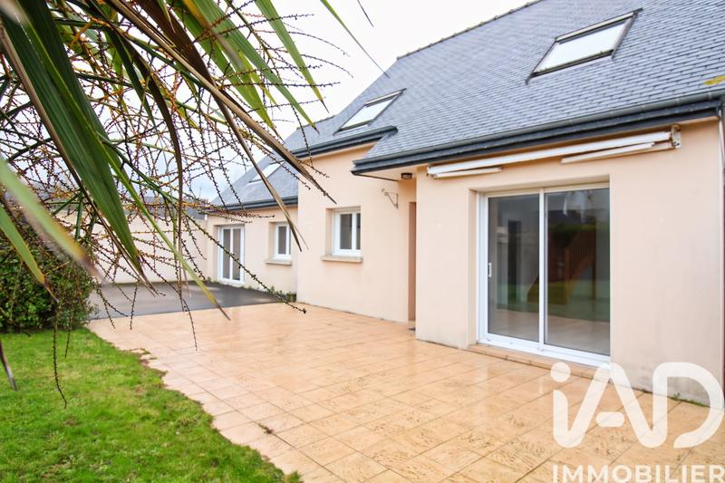 Maison - 93 m² - 5 pièces