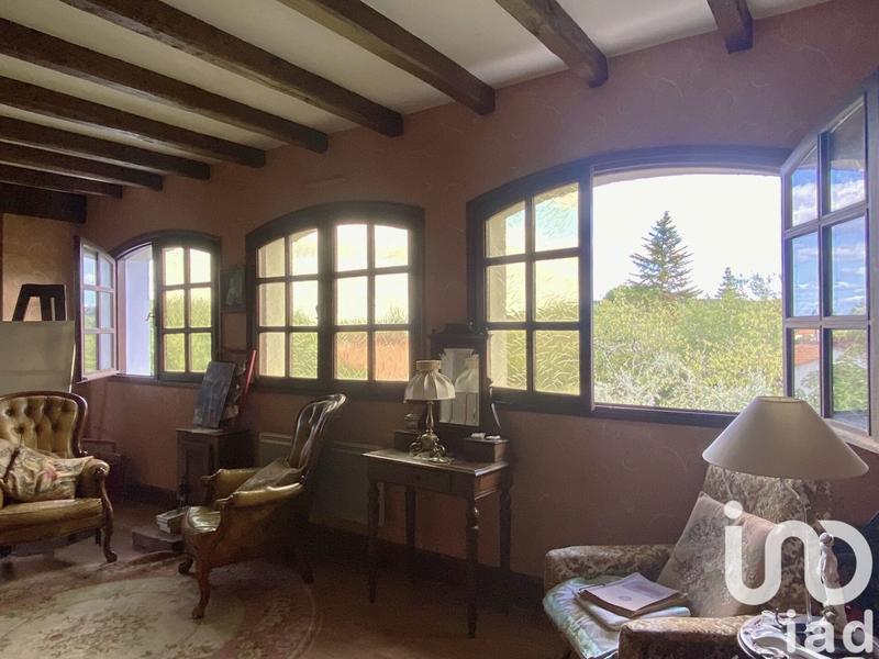 Maison - 230 m² - 7 pièces