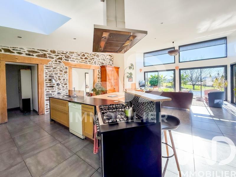 Maison - 152 m² - 5 pièces