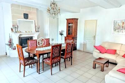 Demeure - 283 m² - 10 pièces