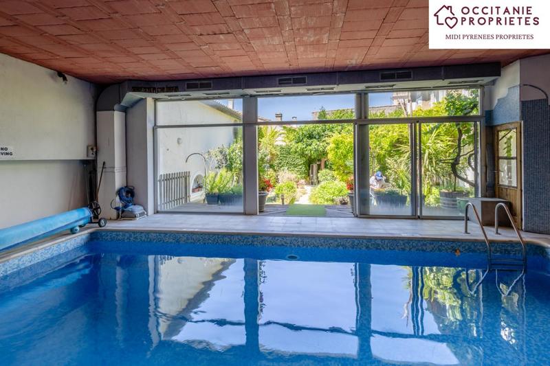 Maison de maîtres - 276 m² - 9 pièces