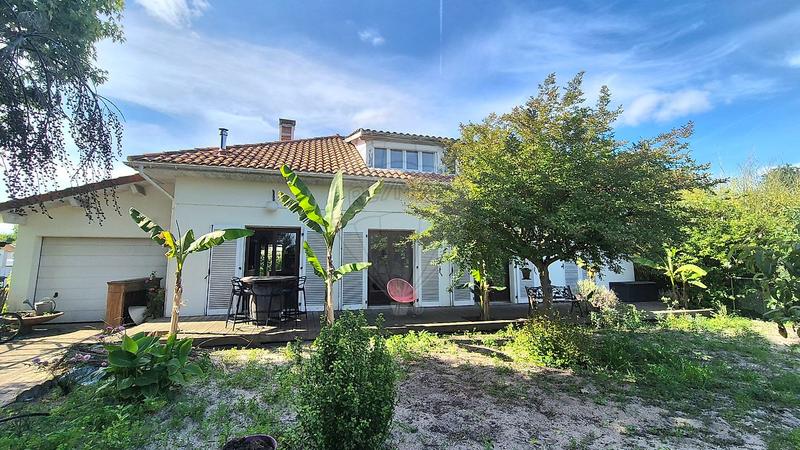 Maison - 145 m² - 7 pièces