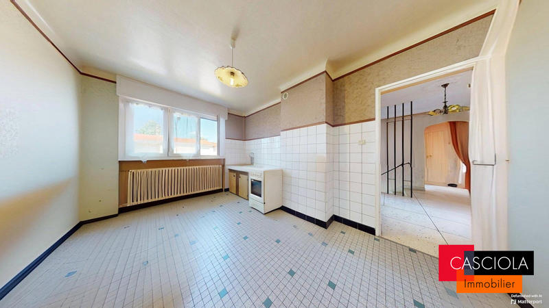 Maison traditionnelle - 104 m² - 5 pièces