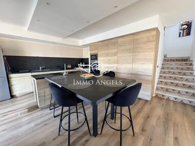 Maison traditionnelle - 144 m² - 5 pièces