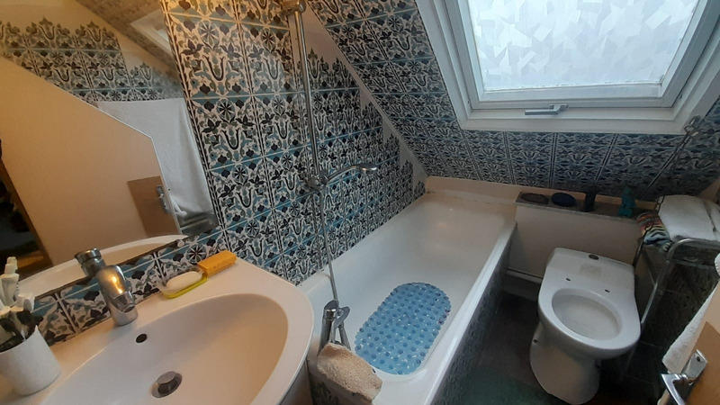 Appartement ancien - 70 m² - 3 pièces