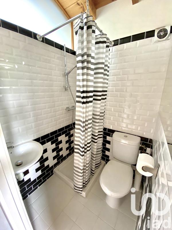 Maison - 215 m² - 7 pièces