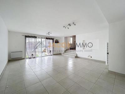 Maison - 142 m² - 6 pièces