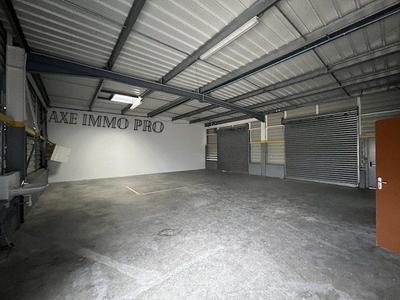 Local d'activités - 475 m² - 10 pièces