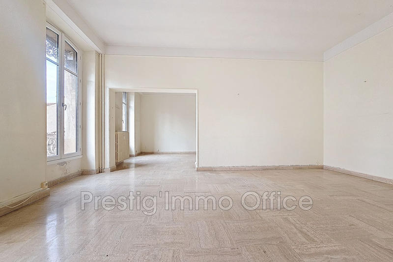 Appartement - 160 m² - 5 pièces