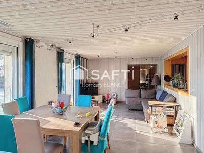 Maison - 121 m² - 5 pièces