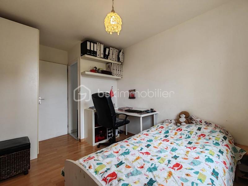 Maison - 202 m² - 8 pièces