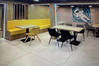Fonds de commerce - Magasins - 127 m²