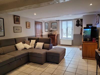 Maison - 188 m² - 7 pièces