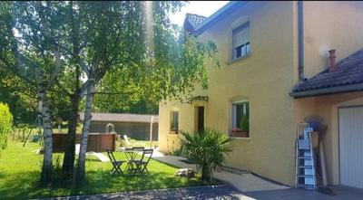 Maison - 137 m² - 8 pièces