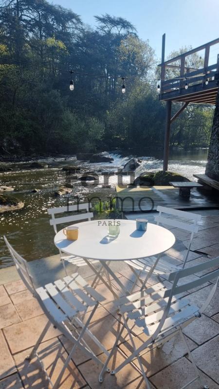 Moulin - 235 m² - 8 pièces