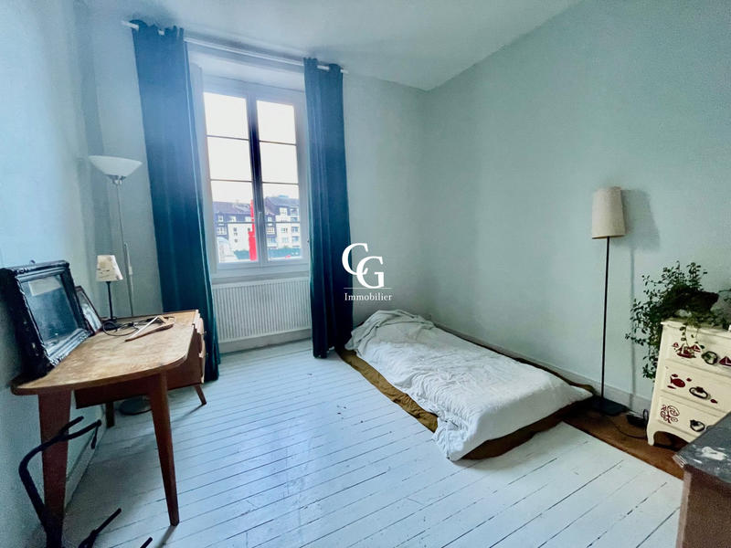 Duplex - 162 m² - 8 pièces