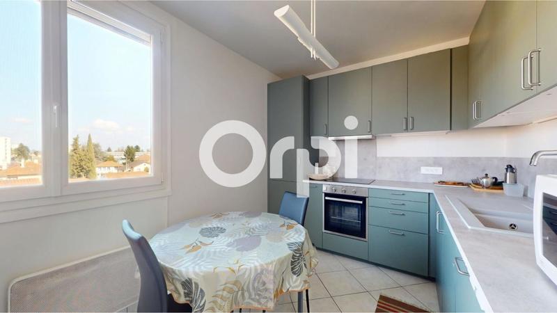 Appartement - 98 m² - 3 pièces