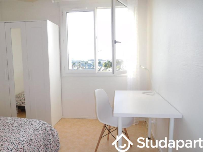 Chambre - 12 m² - 1 pièce