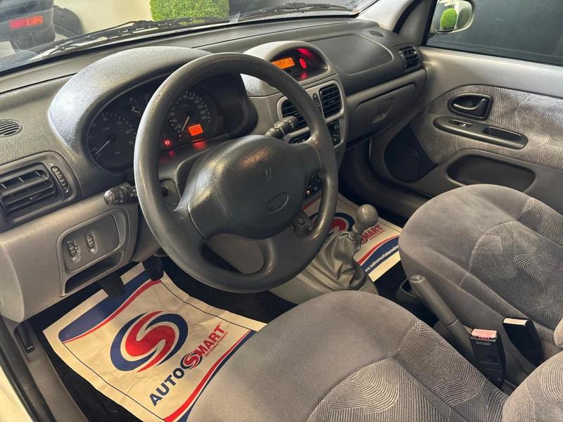 Renault Clio II 1.6 i 90cv - Climatisation