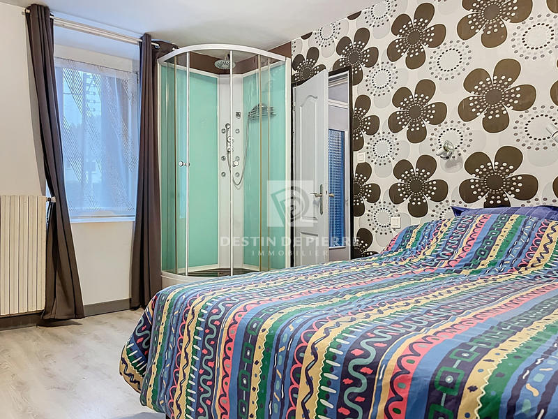 Maison - 160 m² - 7 pièces