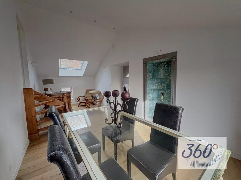 Appartement - 118 m² - 2 pièces