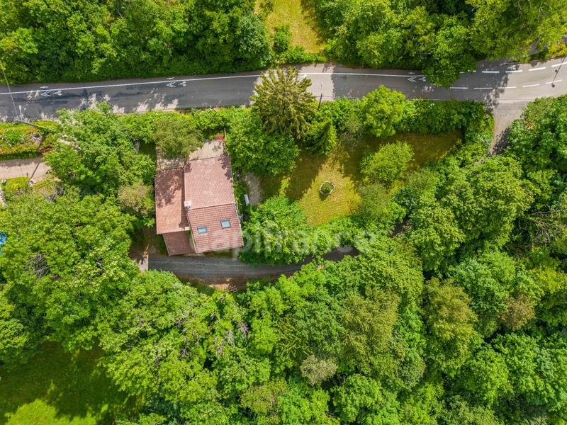 Maison - 197 m² - 6 pièces