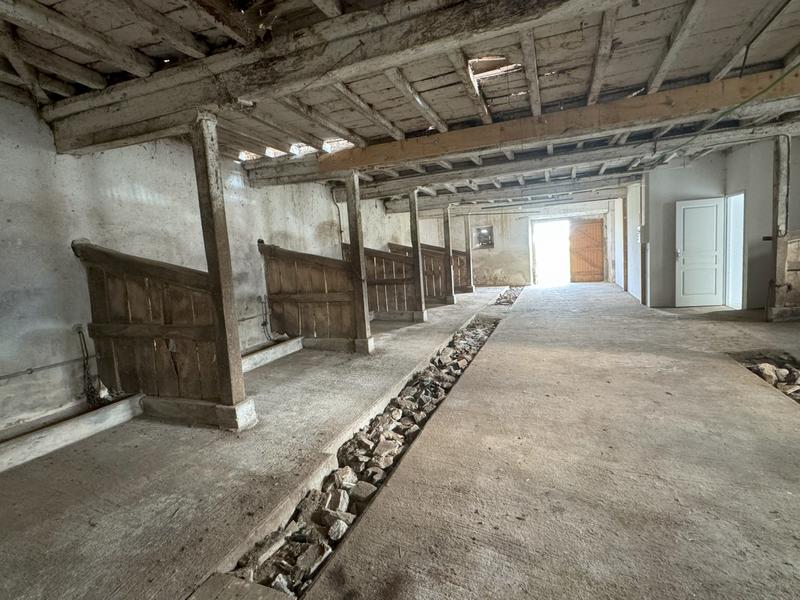 Maison ancienne - 185 m² - 5 pièces