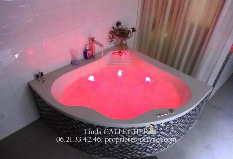 Villa - 222 m² - 5 pièces