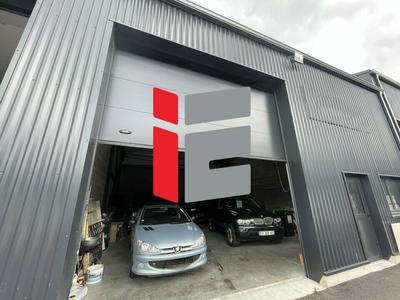 Local d'activité / Entrepôt - 125 m²