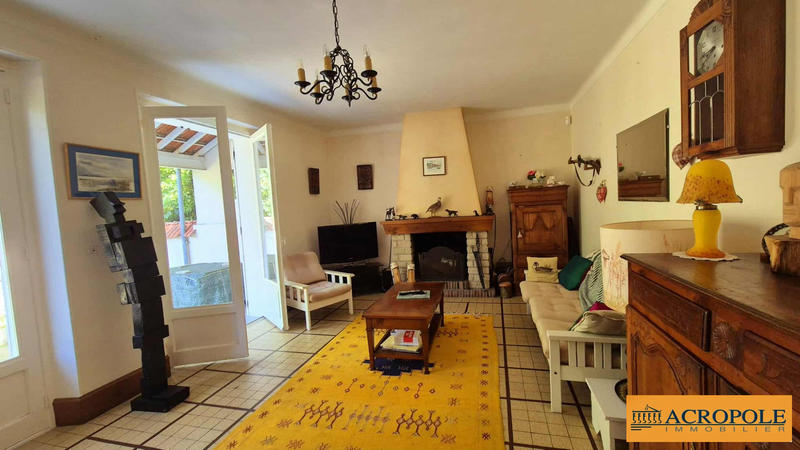 Maison - 95 m² - 4 pièces