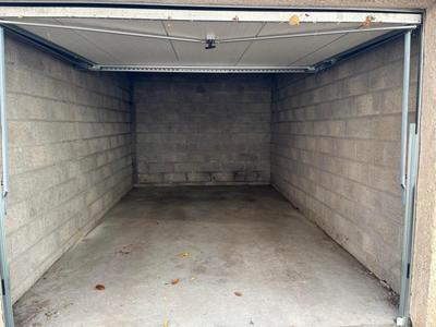 Garage - 13 m²