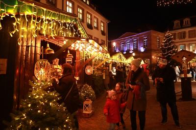 Chasse aux trésors de Noël : un guide dans le ciel