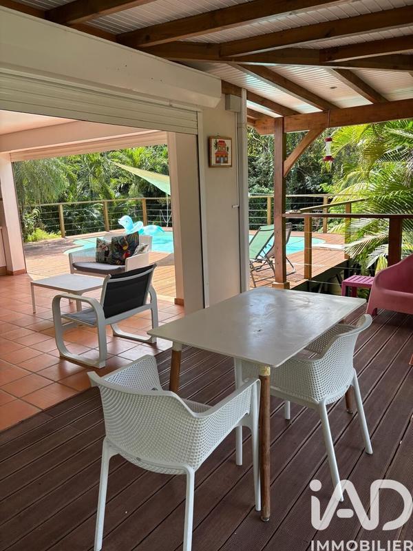 Maison - 122 m² - 4 pièces