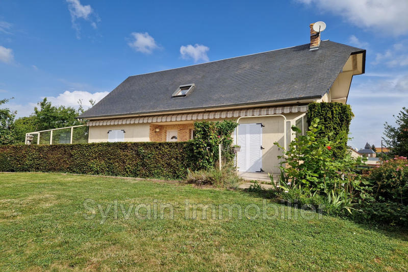 Maison - 159 m² - 7 pièces