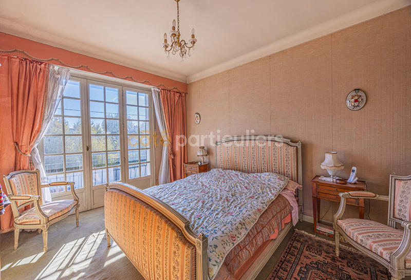 Maison - 170 m² - 7 pièces