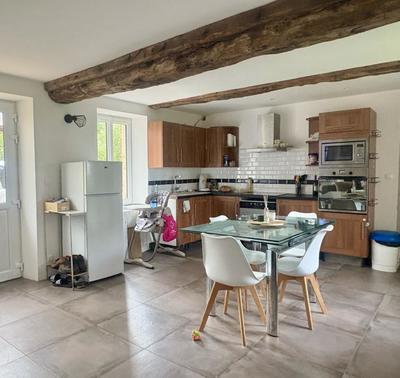 Maison - 92 m² - 4 pièces