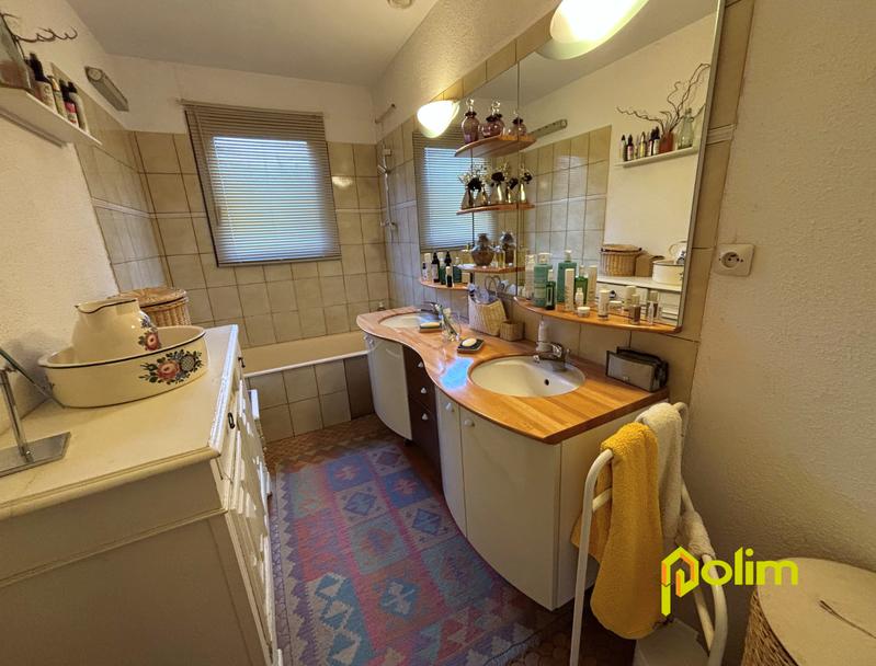 Maison - 122 m² - 6 pièces