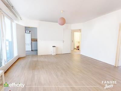 Appartement - 77 m² - 4 pièces