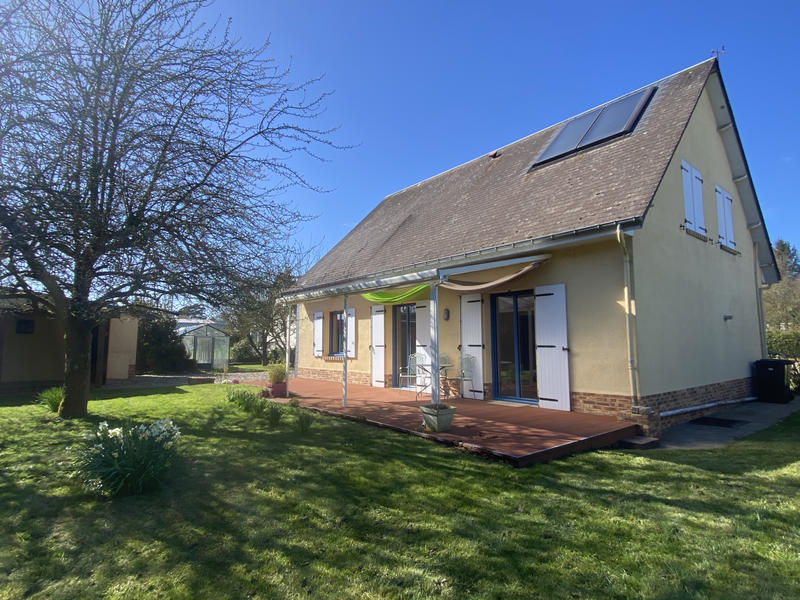 Maison - 144 m² - 7 pièces