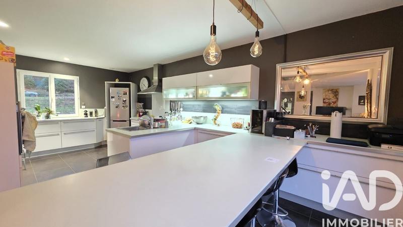 Maison - 125 m² - 6 pièces