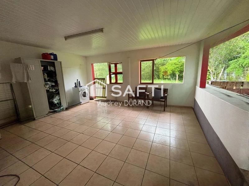 Maison - 158 m² - 6 pièces