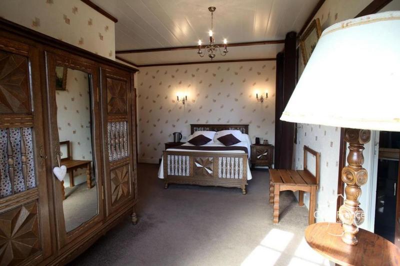 Local commercial - 739 m²