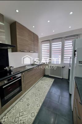 Appartement - 146 m² - 8 pièces
