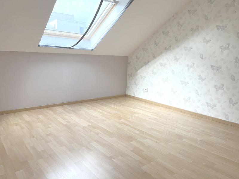 Maison traditionnelle - 100 m² - 6 pièces